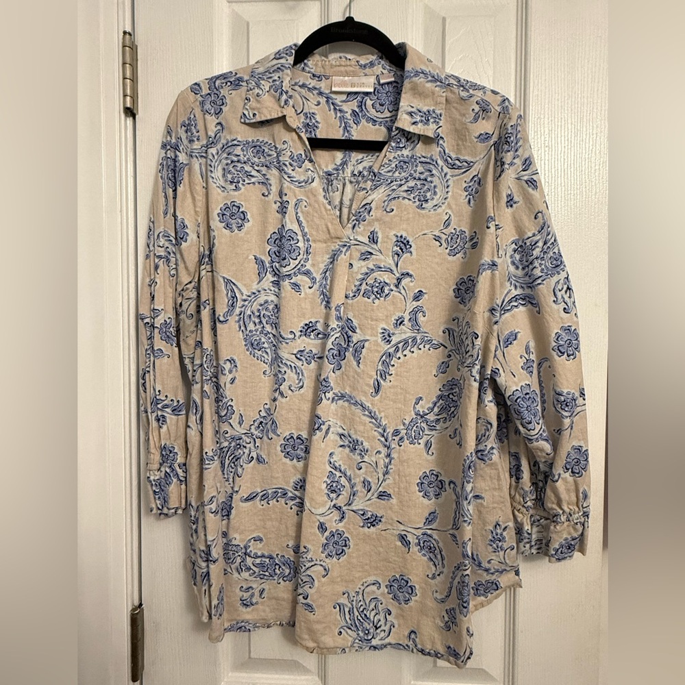 Belle by Kim Gravel Blue and Cream Floral Blouse